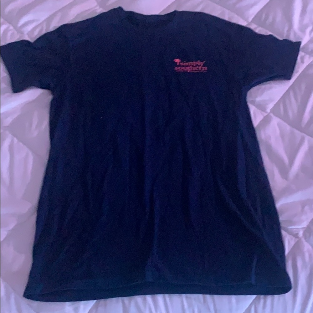 •NWOT SIMPLY SOUTHERN TEE•